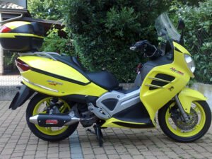 Scarico GPR Malaguti Spidermax 500 GT 2004-2011 Power Bomb silenziatore con raccordo VIN.9.VI