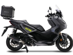 Bauletto posteriore top case Honda Adv 350 Bauletto posteriore top case GPR TECH ALPI-TECH BLACK 55 litri alluminio nero H.3.BA.55.ALP.B
