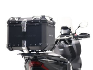Bauletto posteriore top case Honda Forza 125 Bauletto posteriore top case GPR TECH ALPI-TECH BLACK 35 litri alluminio nero H.7.BA.35.ALP.B